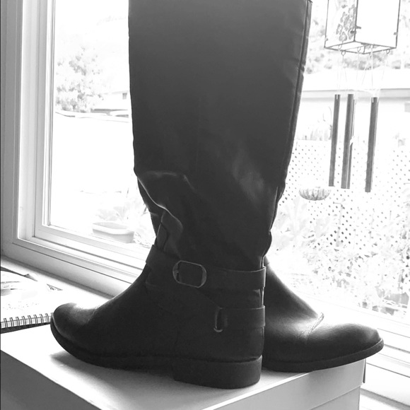 Black riding boots - Picture 1 of 2